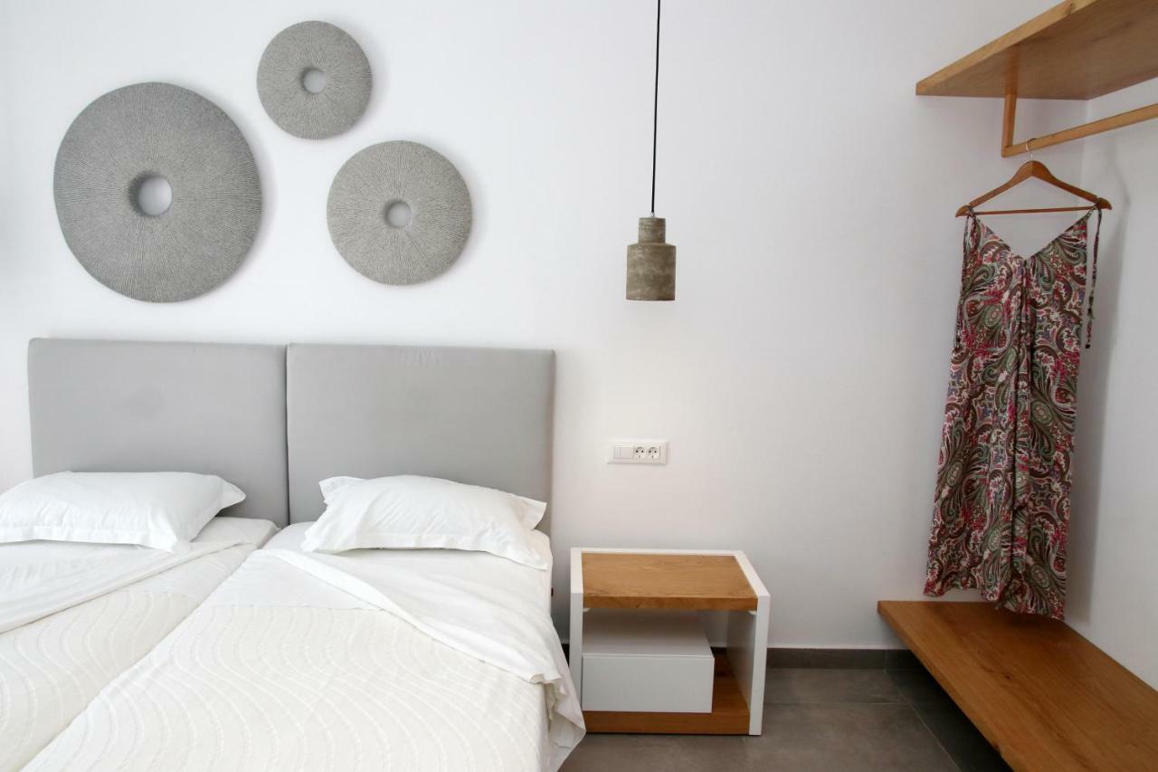 Casabella * Naxos City